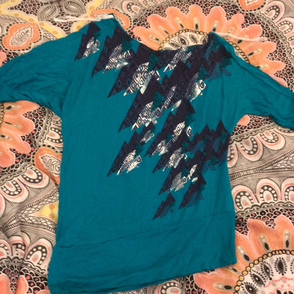 Off-shoulder top BNWOT